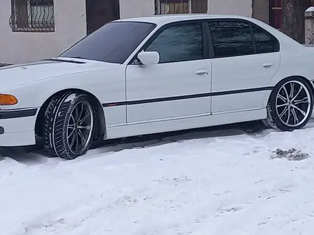 BMW 740 1995 года за 5 500 000 тг. в Алматы – фото 11