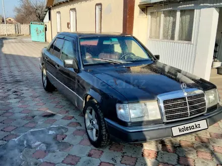 Mercedes-Benz E 230 1991 года за 1 250 000 тг. в Алматы – фото 2