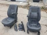 Сидения за 100 000 тг. в Шымкент
