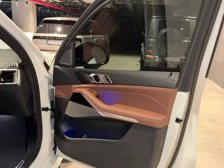 BMW X5 2025 года за 55 000 000 тг. в Караганда – фото 20