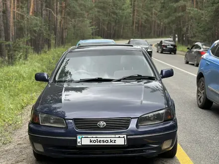 Toyota Camry 1996 года за 3 400 000 тг. в Павлодар