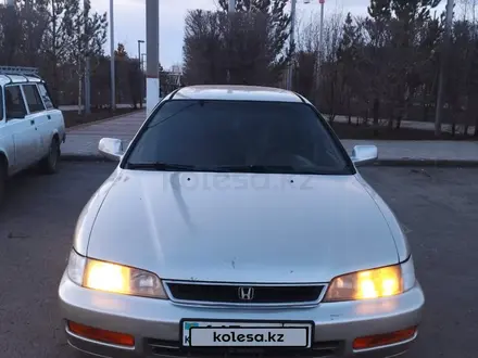 Honda Accord 1996 года за 2 100 000 тг. в Астана – фото 2