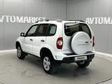 Chevrolet Niva 2015 года за 3 450 000 тг. в Атырау – фото 3