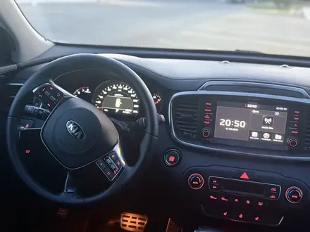 Kia Sorento 2018 года за 12 800 000 тг. в Актау – фото 12