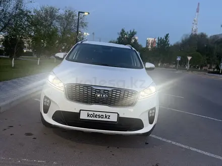 Kia Sorento 2018 года за 12 800 000 тг. в Актау