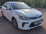 Kia Rio 2020 года за 7 600 000 тг. в Петропавловск – фото 2