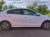 Kia Rio 2020 года за 7 600 000 тг. в Петропавловск – фото 4