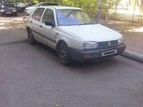 Volkswagen Golf 1993 года за 400 000 тг. в Караганда – фото 2