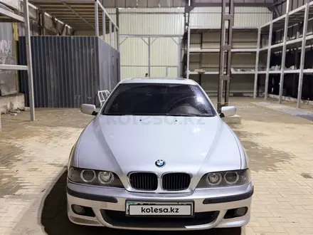 BMW 530 2001 года за 4 500 000 тг. в Алматы