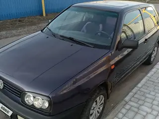 Volkswagen Golf, 1993