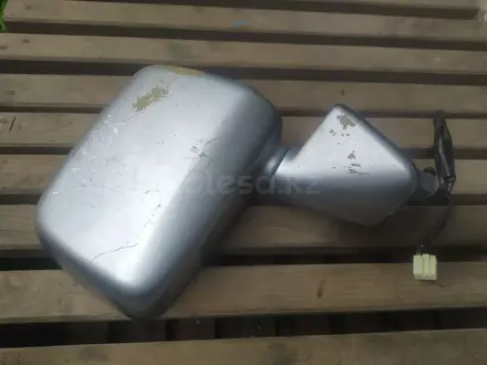 Зеркало правое Харриер 99г за 15 000 тг. в Алматы