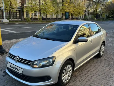 Volkswagen Polo 2015 года за 5 600 000 тг. в Алматы