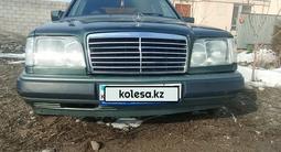 Mercedes-Benz E 280 1994 года за 2 100 000 тг. в Алматы