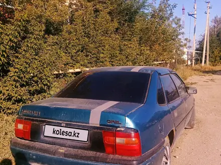 Opel Vectra 1992 года за 450 000 тг. в Актобе – фото 3