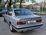 BMW 520 1991 года за 1 300 000 тг. в Алматы – фото 2