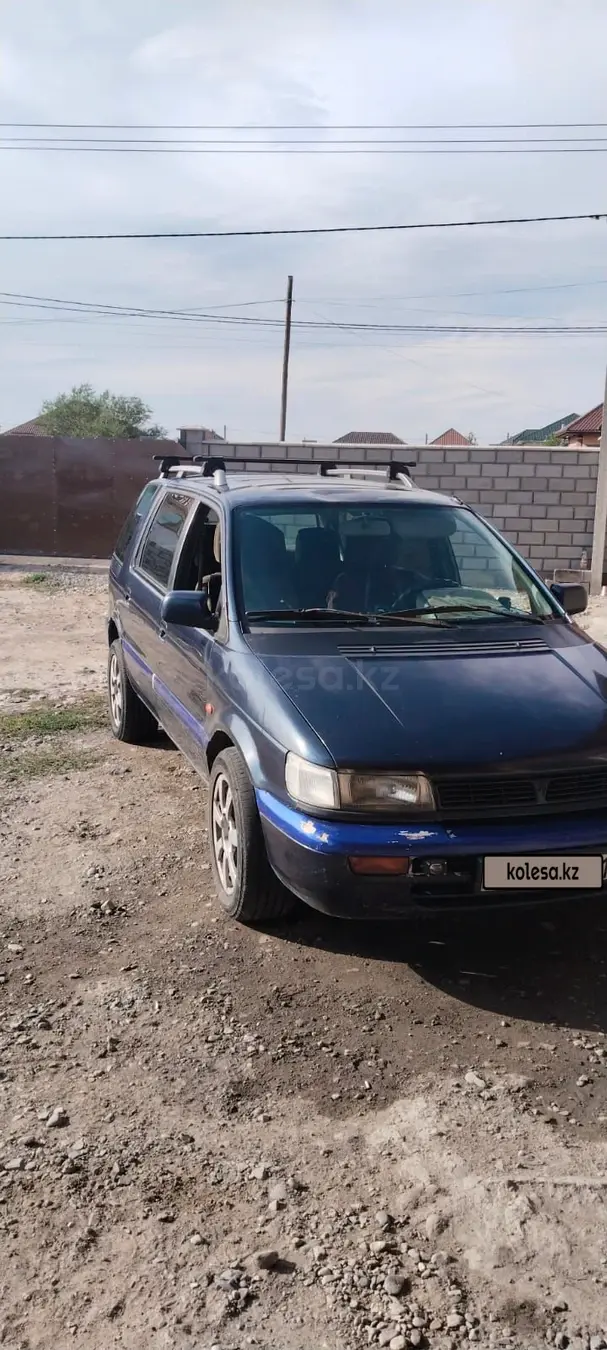 Mitsubishi Space Wagon, 1994