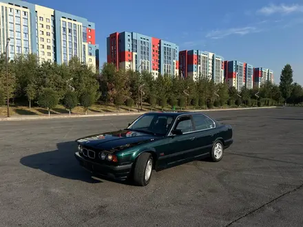 BMW 520 1995 года за 3 000 000 тг. в Алматы – фото 18