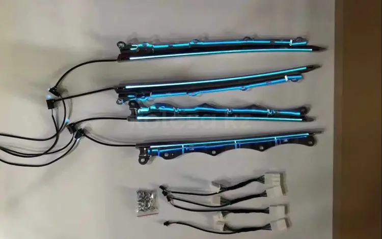 Подсветка дверей на Toyota Camry 70 за 45 000 тг. в Астана