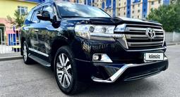 Toyota Land Cruiser 2016 годаүшін35 500 000 тг. в Астана