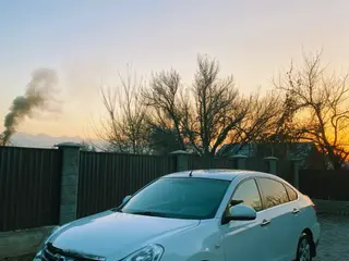 Nissan Almera