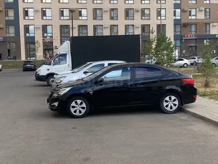 Hyundai Solaris 2015 года за 5 000 000 тг. в Астана – фото 3