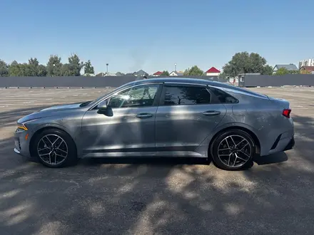 Kia K5 2022 года за 8 707 950 тг. в Алматы – фото 7