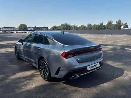 Kia K5 2022 года за 8 707 950 тг. в Алматы – фото 6