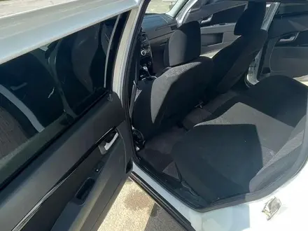 ВАЗ (Lada) Priora 2171 2014 года за 3 000 000 тг. в Астана – фото 8