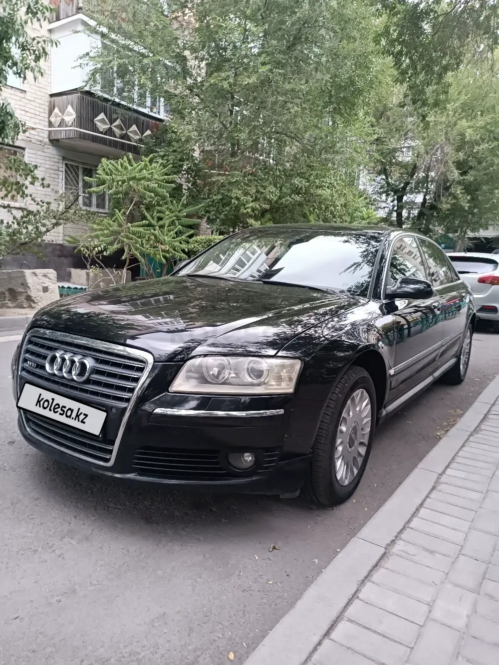 Audi A8, 2006
