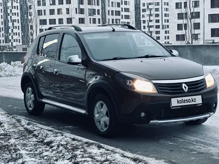 Renault Sandero Stepway 2014 года за 3 800 000 тг. в Астана – фото 7