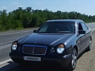 Mercedes-Benz E 280