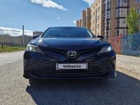 Toyota Camry 2020 года за 10 200 000 тг. в Астана