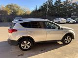 Toyota RAV4 2015 года за 8 500 000 тг. в Караганда
