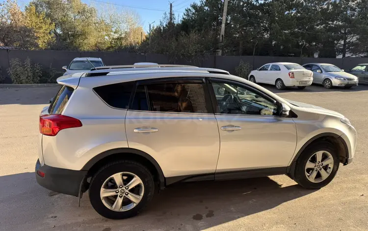Toyota RAV4 2015 года за 8 500 000 тг. в Караганда