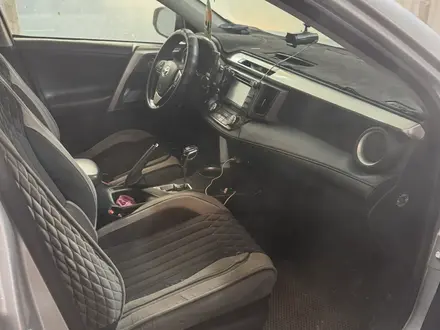 Toyota RAV4 2015 года за 8 500 000 тг. в Караганда – фото 17