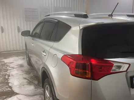 Toyota RAV4 2015 года за 8 500 000 тг. в Караганда – фото 25