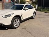 Infiniti QX70 2014 годаүшін11 000 000 тг. в Алматы – фото 4
