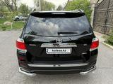 Toyota Highlander 2013 года за 15 000 000 тг. в Алматы – фото 4