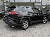 Toyota RAV4 2023 года за 14 800 000 тг. в Шымкент – фото 4