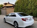 Toyota Camry 2014 годаfor6 500 000 тг. в Алматы – фото 2