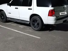 Ford Explorer, 2002