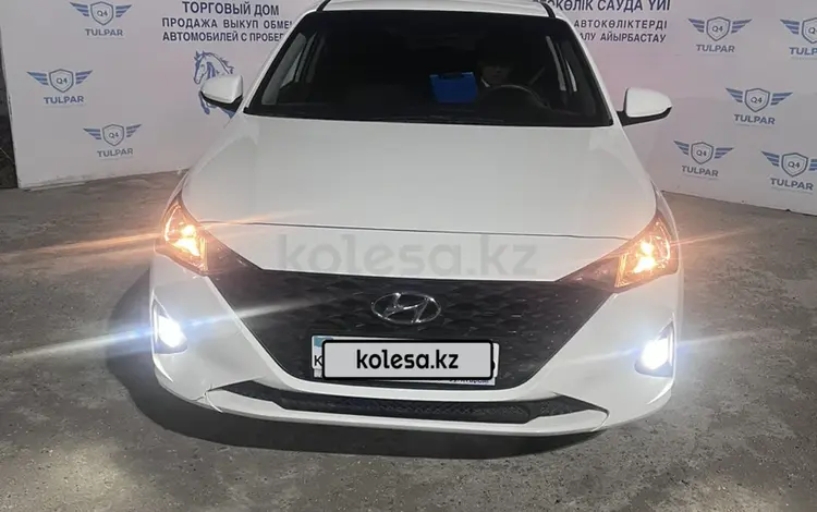 Hyundai Accent 2022 года за 8 200 000 тг. в Усть-Каменогорск