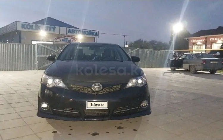 Toyota Camry 2013 года за 5 500 000 тг. в Актобе