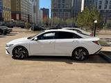 Hyundai Elantra 2024 года за 7 900 000 тг. в Астана – фото 4
