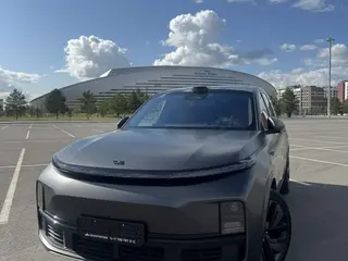 Li L9