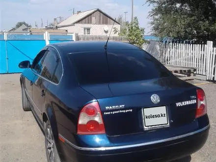 Volkswagen Passat 2005 года за 3 500 000 тг. в Семей – фото 4