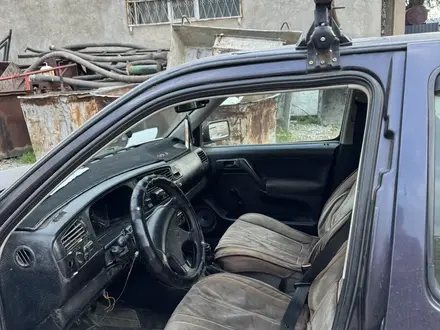 Volkswagen Golf 1993 года за 450 000 тг. в Тараз – фото 3