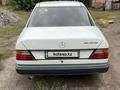 Mercedes-Benz E 200 1994 годаfor850 000 тг. в Караганда – фото 3