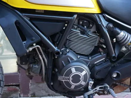Ducati  SCRAMBLER ICON 2016 года за 2 790 000 тг. в Шымкент – фото 9