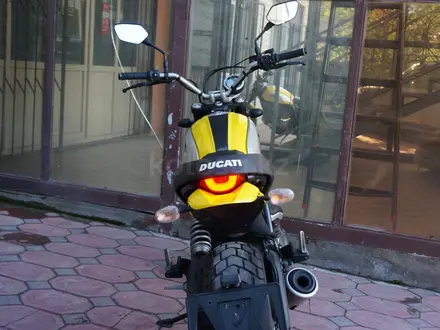 Ducati  SCRAMBLER ICON 2016 года за 2 790 000 тг. в Шымкент – фото 22